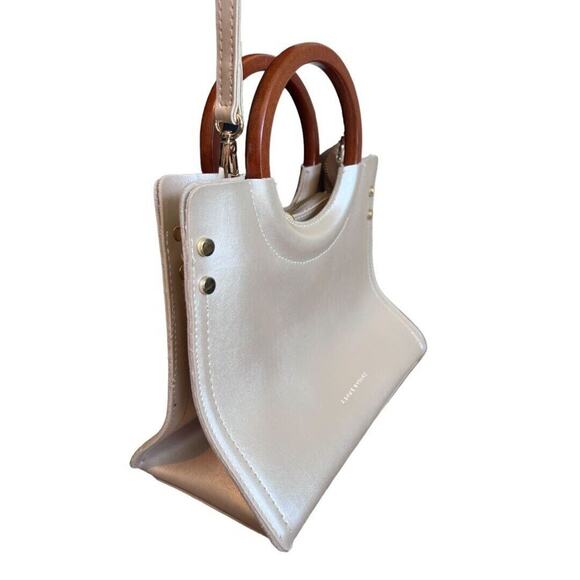 Laura Ashley Matte Gold Shoulder Bag Purse Wooden Handle Adjustable - Picture 2 of 16